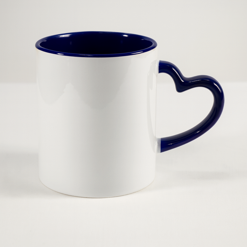 Mug intérieur bleu foncé & poignet cœur